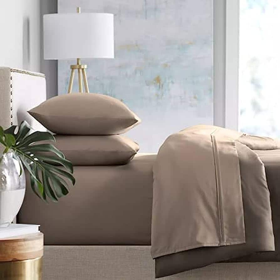 6 Piece 700 Thread Count King Size Bed Sheet Set Price in Kenya